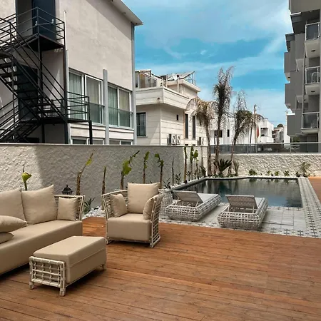 Ξενοδοχείο Mono Life *