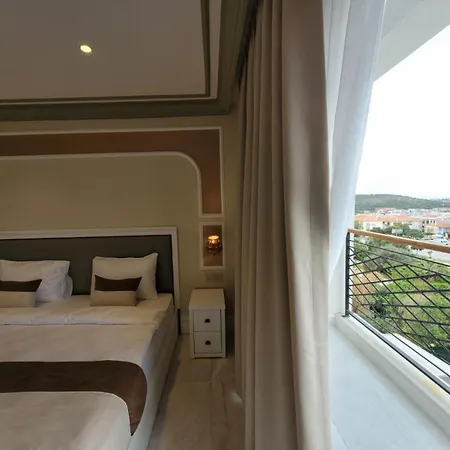 Mono Life Hotel